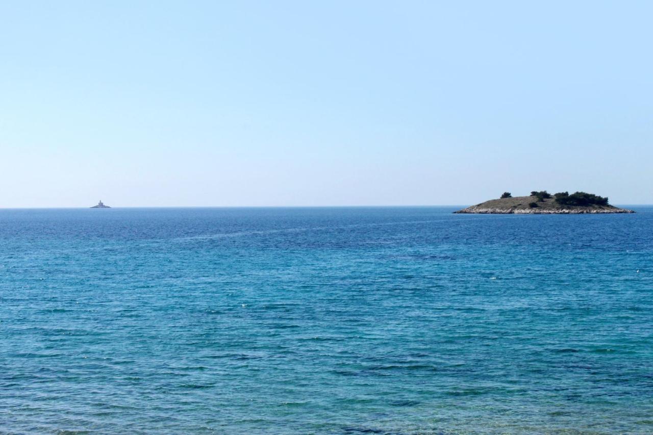 Family Friendly Apartments With A Swimming Pool Rogoznica - 7557 Dış mekan fotoğraf
