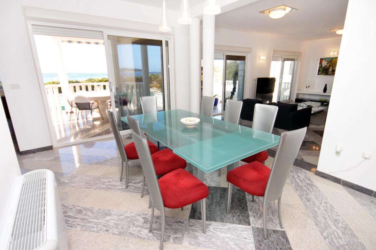 Family Friendly Apartments With A Swimming Pool Rogoznica - 7557 Dış mekan fotoğraf